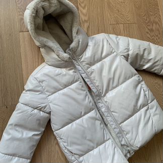 Куртка для девочки 4-5 лет Benetton