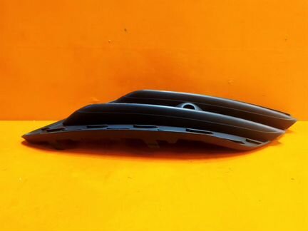 Решетка бампера правая Mercedes Cla-Class C118