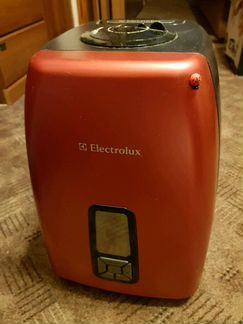 Увлажнитель воздуха Electrolux EHU-5525D