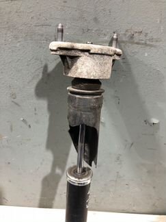 Амортизатор задний Mercedes-Benz C-Class W204