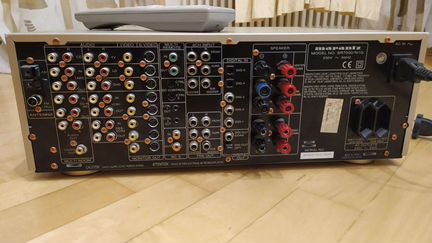 AV Ресивер Marantz SR7000