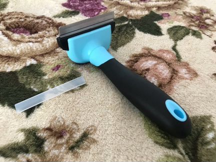 Расчёска для кошек и маленьких собачек