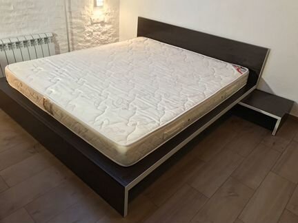 Кровать + матрас 200х180