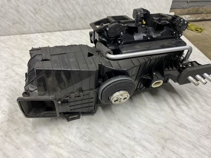Печка салона двухзонная на BMW F10