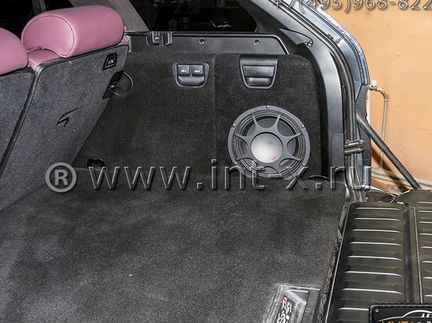 Сабвуфер стелс BMW X5 E53
