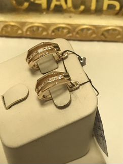 Золотые серьги