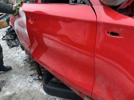 Дверь передняя правая BMW E87