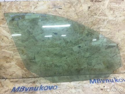 Стекло переднее мерседес 212