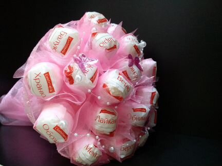 Букеты из конфет и фруктов