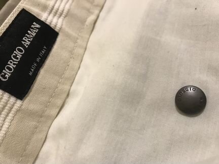 Новые брюки оригинал giorgio armani 48 размер