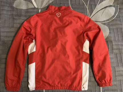 Куртка ветровка nike 137-147см на 10-12 лет