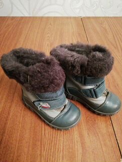 Зимние детские сапожки Котофей. б/у