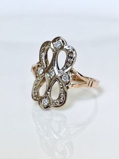 Золотое кольцо с бриллиантами