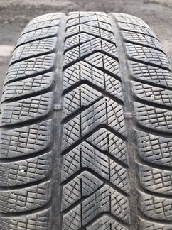 Зимняя шина Pirelli Scorpion Winter 245/45 R20