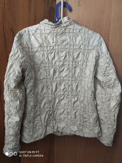 Куртка ветровка р.44