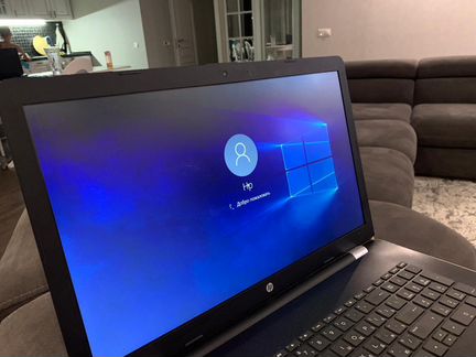 Ноутбук HP 17-ak028ur (AMD E2 9000E 1500 MHz/17.3