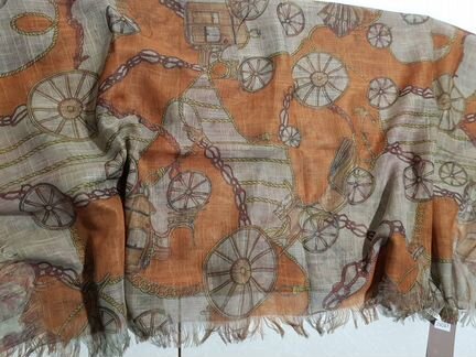 Платок двухсторонний новый