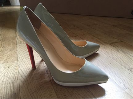 Туфли лодочки Laboutin новые