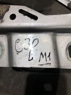 Петля капота левая Mercedes-Benz Ml-Class W164