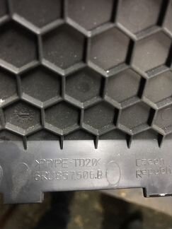 Крышка блока предохранителей на фольксваген поло 6