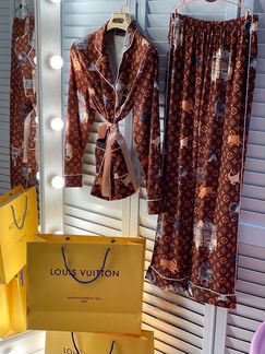 Пижама Louis Vuitton