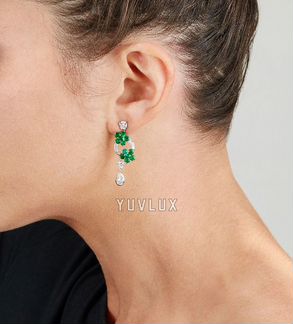 Золотые серьги Graff с бриллиантами 2.2 ct
