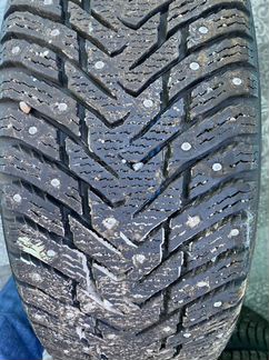 Nokian hakkapeliitta 8 215 60 r16