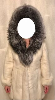 Шубка из светлой норки с чернобуркой