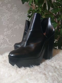 Ботильоны, ботинки Zara на тракторной подошве