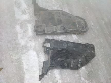 Пластиковый пыльник защита субару