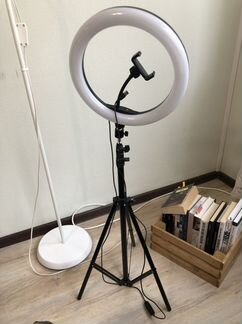 Лампа кольцевая светодиодная 31 см и штатив