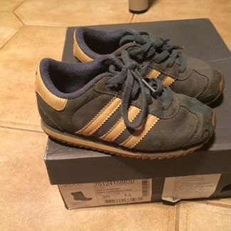 Кожаные кроссовки adidas