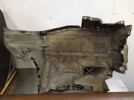 Защита бака Range Rover Vogue 3