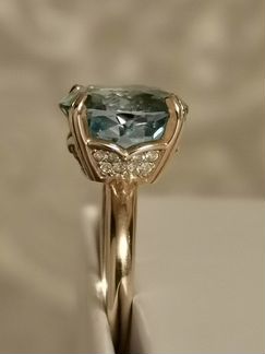 Комплект с топазами и фианитами