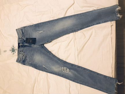 Джинсы Bershka