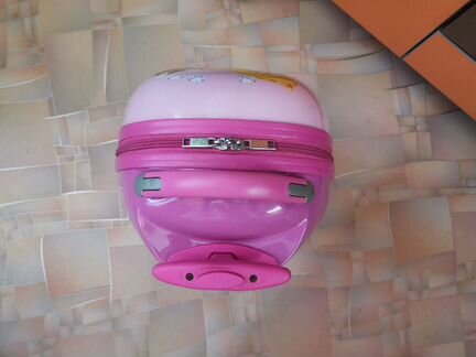 Детский пластиковый чемодан с принцессами