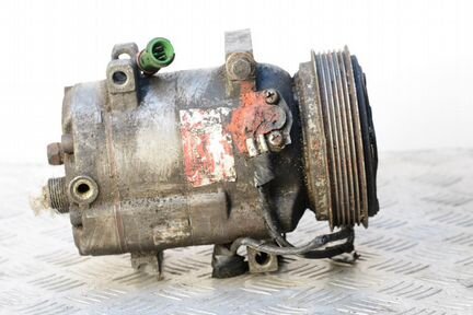 Компрессор кондиционера Audi 100 (C4) 1991-1994