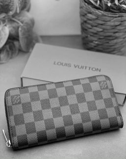 Кошелек Louis Vuitton