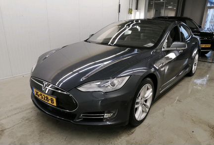 Tesla Model S AT, 2016, 148 339 км