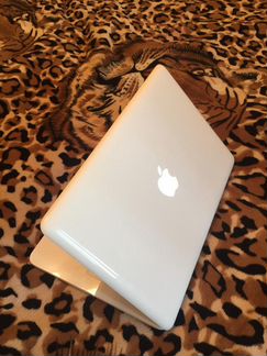 Apple Macbook 13’ 2010г. для работы и отдыха