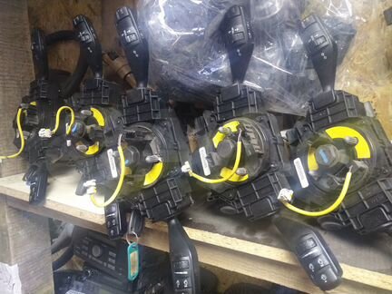 Подрулевой переключатель Ford Focus 2