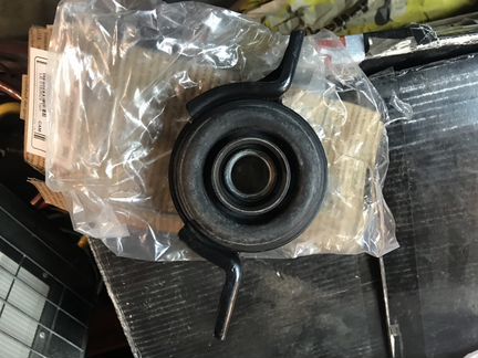 Honda CR-V rd1 подвесной подшипник