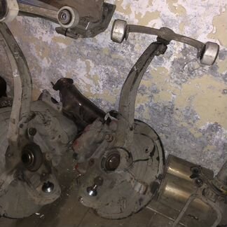 Поворотный кулак Мерседес мл 164