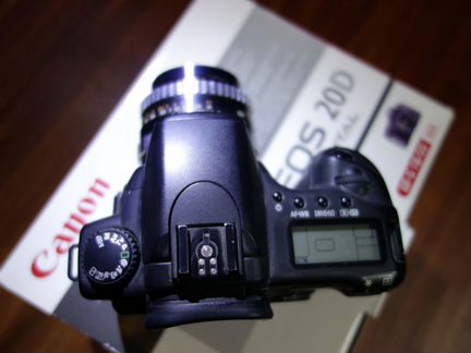 Фотоаппарат Canon EOS 20D body