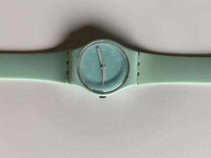 Часы swatch мятного цвета