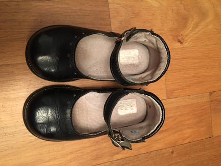 Туфли для девочки размер 22