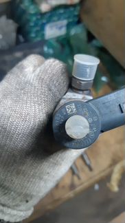 Форсунка дизельная VW 03L130277J