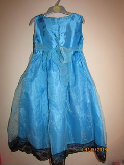 Нарядное платье д/д на рост 122/128