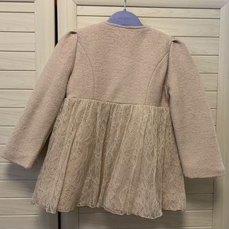 Пальто для девочки праздничное 104