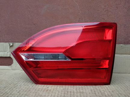 Фонарь Volkswagen Jetta 6 правый в крышку новый